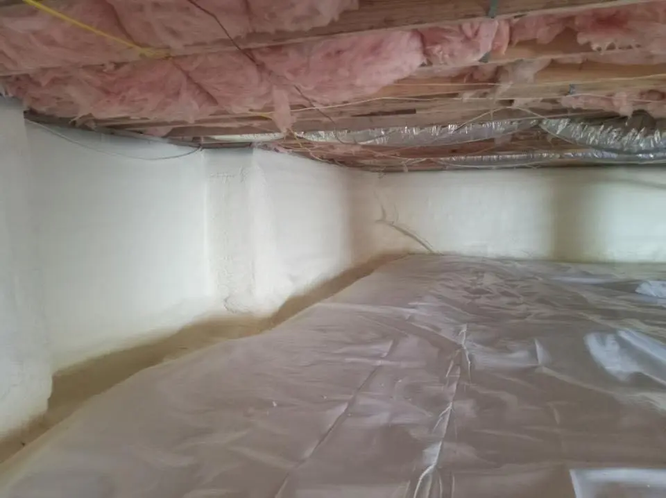 Crawl space encapsulation with closed-cell spray foam for Roof Maintenance in Fairland